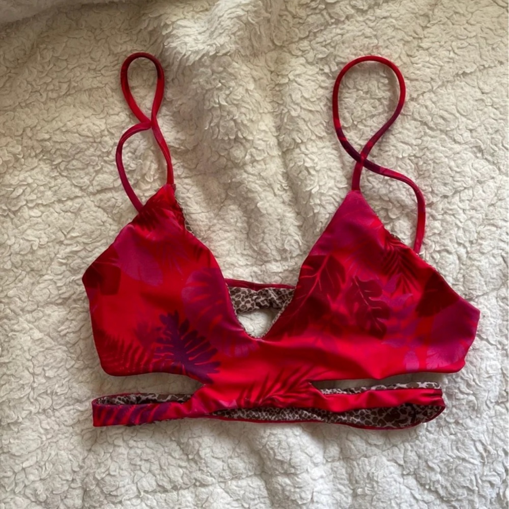 Acacia haku top